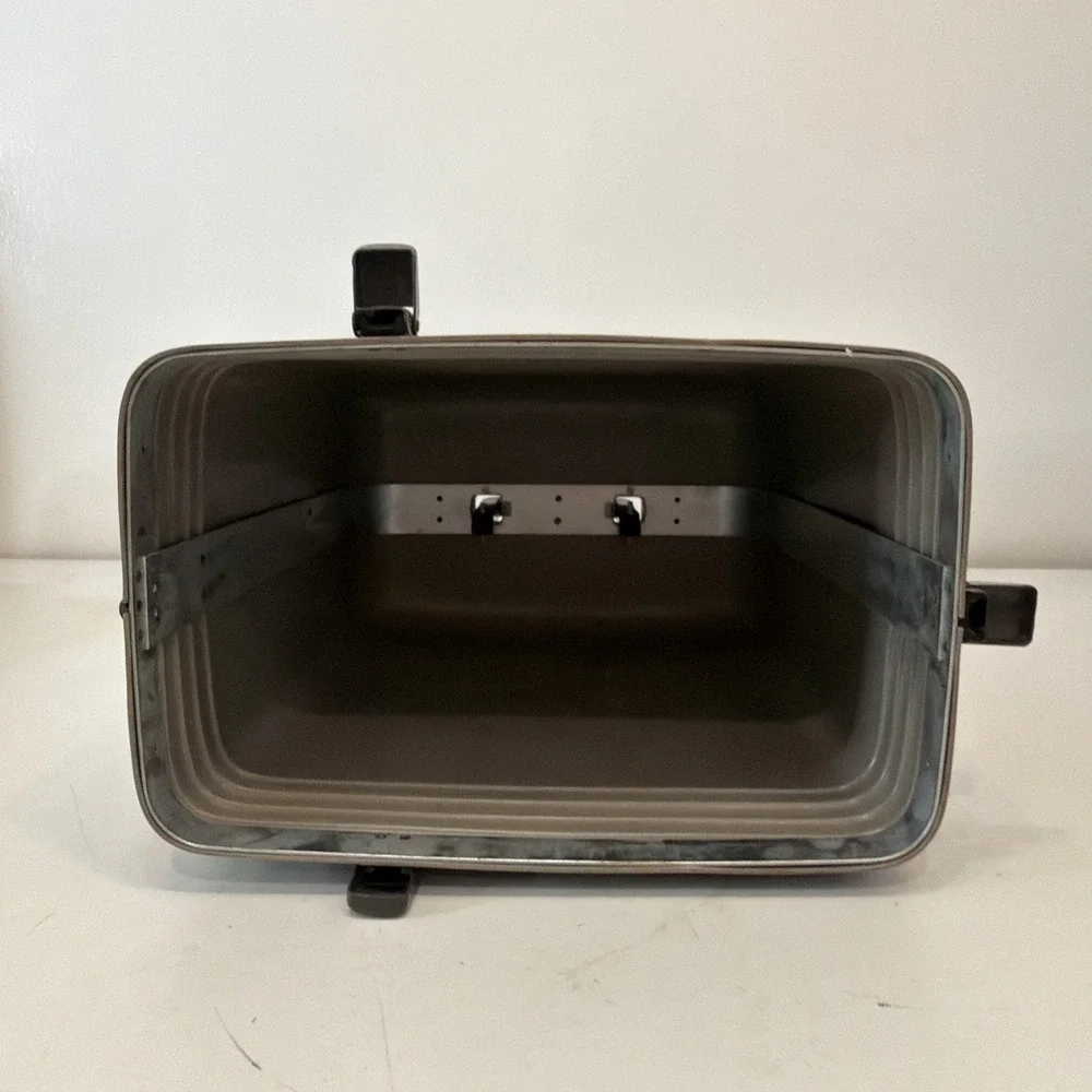 Bell & Howell 173 Projector 16mm - Powers On! Read Description! Vintage